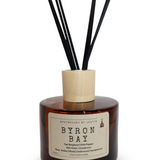 Byron Bay Candle – Coastal Serenity with Sandalwood & Amber Musk
