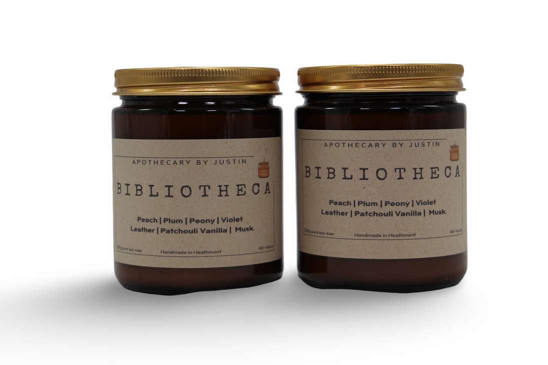 Long-lasting scented candle with vanilla and musk undertones