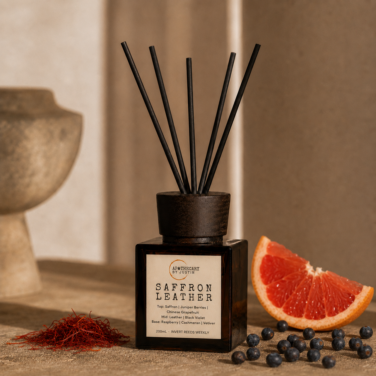 Saffron Leather Diffuser |  Saffron, raspberry, leather, cashmeran
